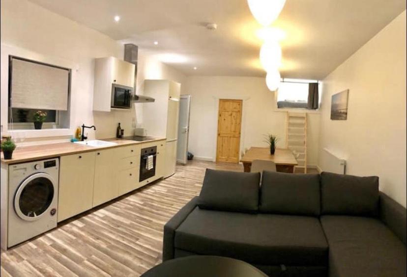 Just Renovated Galway City Apartment Exterior foto